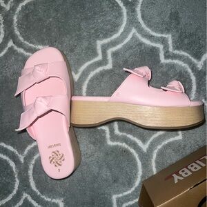 Sam & Libby Pink Wooden heel platform sandal